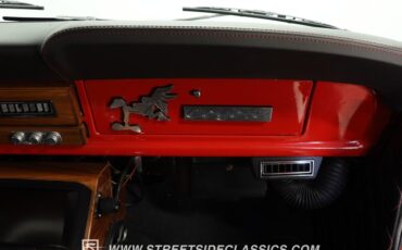 Ford-F-100-1967-Red-Metallic-Flake-Black-48