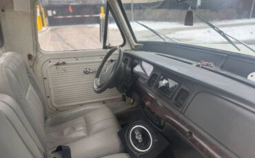 Ford-F-100-1967-White-4