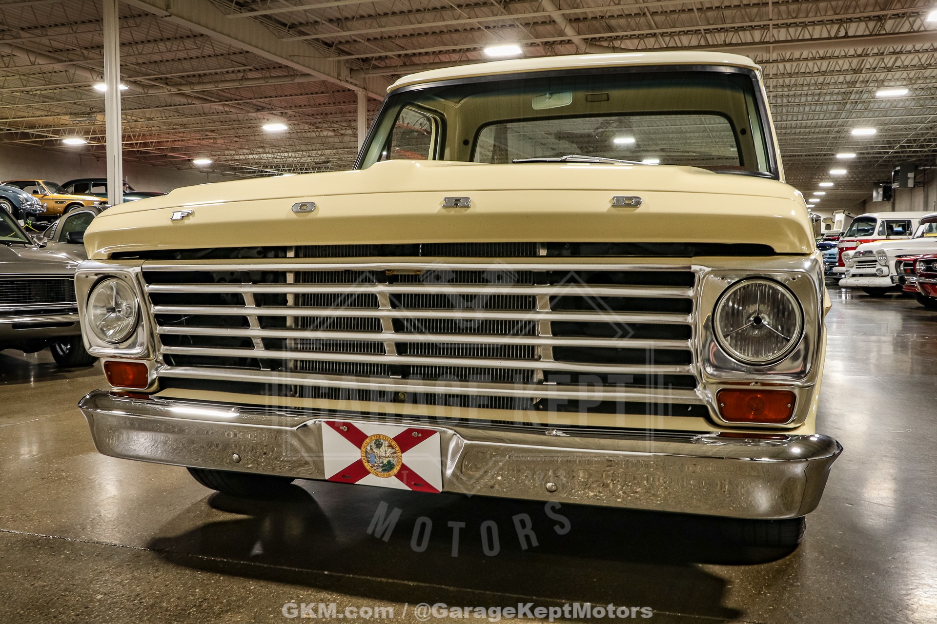 Ford-F-100-1967-Yellow-Red-31