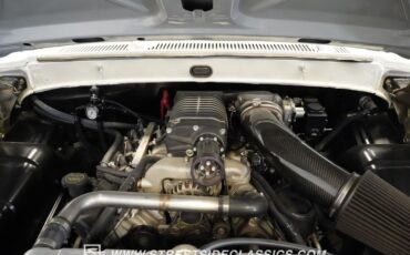 Ford-F-100-1968-Avalanche-Grey-Black-1