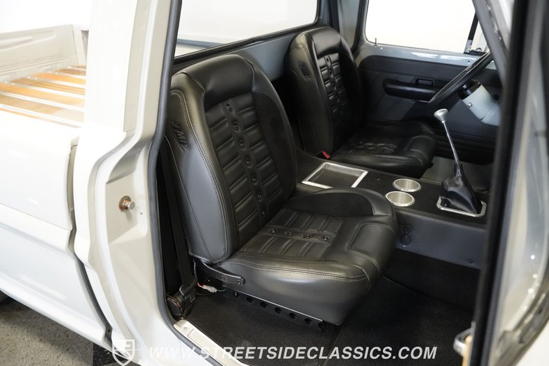 Ford-F-100-1968-Avalanche-Grey-Black-19