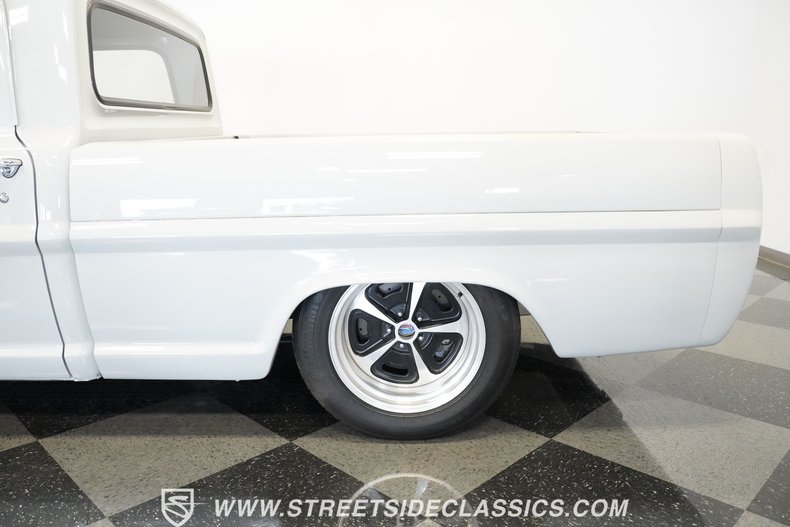 Ford-F-100-1968-Avalanche-Grey-Black-23