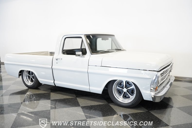 Ford-F-100-1968-Avalanche-Grey-Black-36