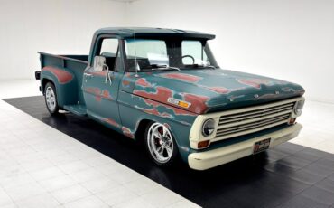 Ford-F-100-1968-Caribbean-Turquoise-Black-10