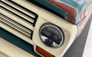 Ford-F-100-1968-Caribbean-Turquoise-Black-13