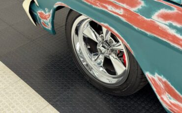 Ford-F-100-1968-Caribbean-Turquoise-Black-15