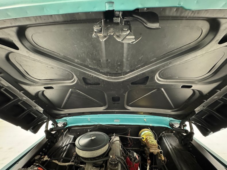 Ford-F-100-1968-Caribbean-Turquoise-Black-22