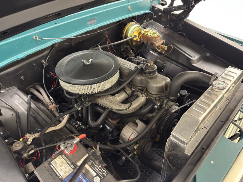 Ford-F-100-1968-Caribbean-Turquoise-Black-23
