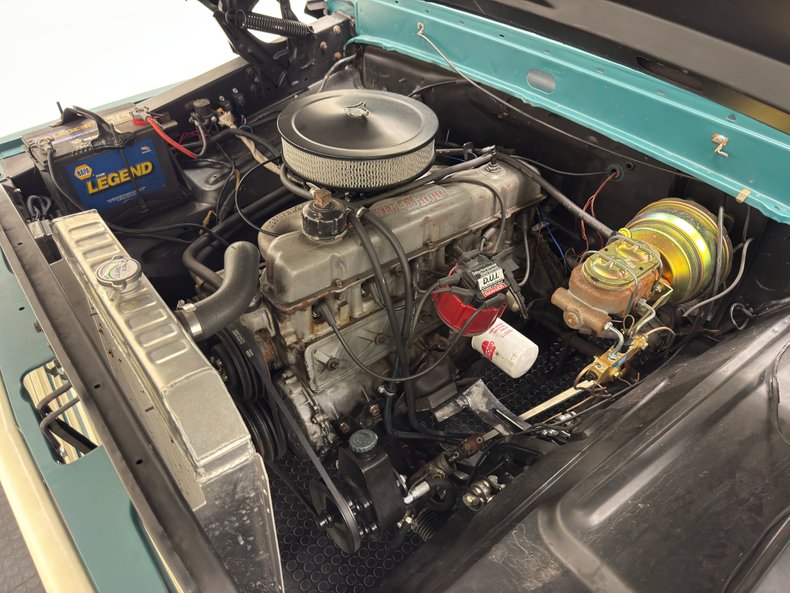 Ford-F-100-1968-Caribbean-Turquoise-Black-25