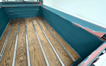 Ford-F-100-1968-Caribbean-Turquoise-Black-26