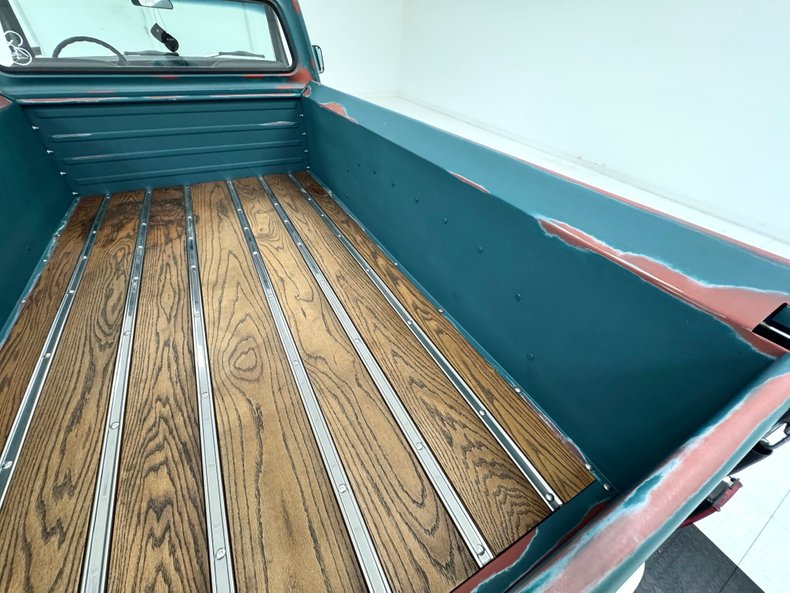 Ford-F-100-1968-Caribbean-Turquoise-Black-26