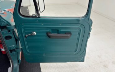 Ford-F-100-1968-Caribbean-Turquoise-Black-30