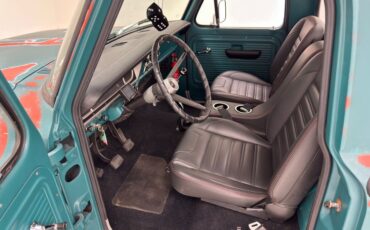 Ford-F-100-1968-Caribbean-Turquoise-Black-32