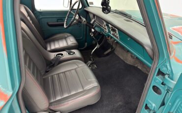 Ford-F-100-1968-Caribbean-Turquoise-Black-34