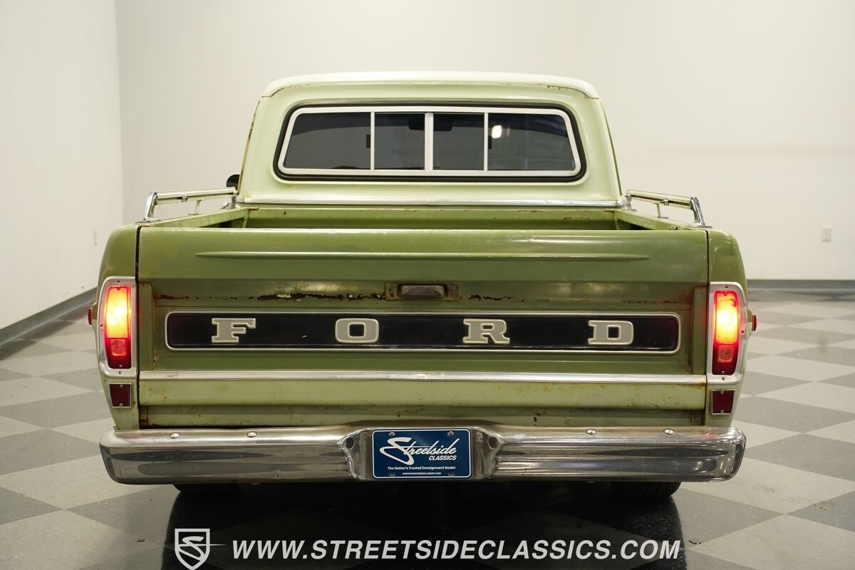 Ford-F-100-1971-Pickup-Truck-10