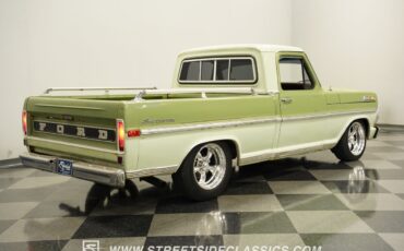 Ford-F-100-1971-Pickup-Truck-12