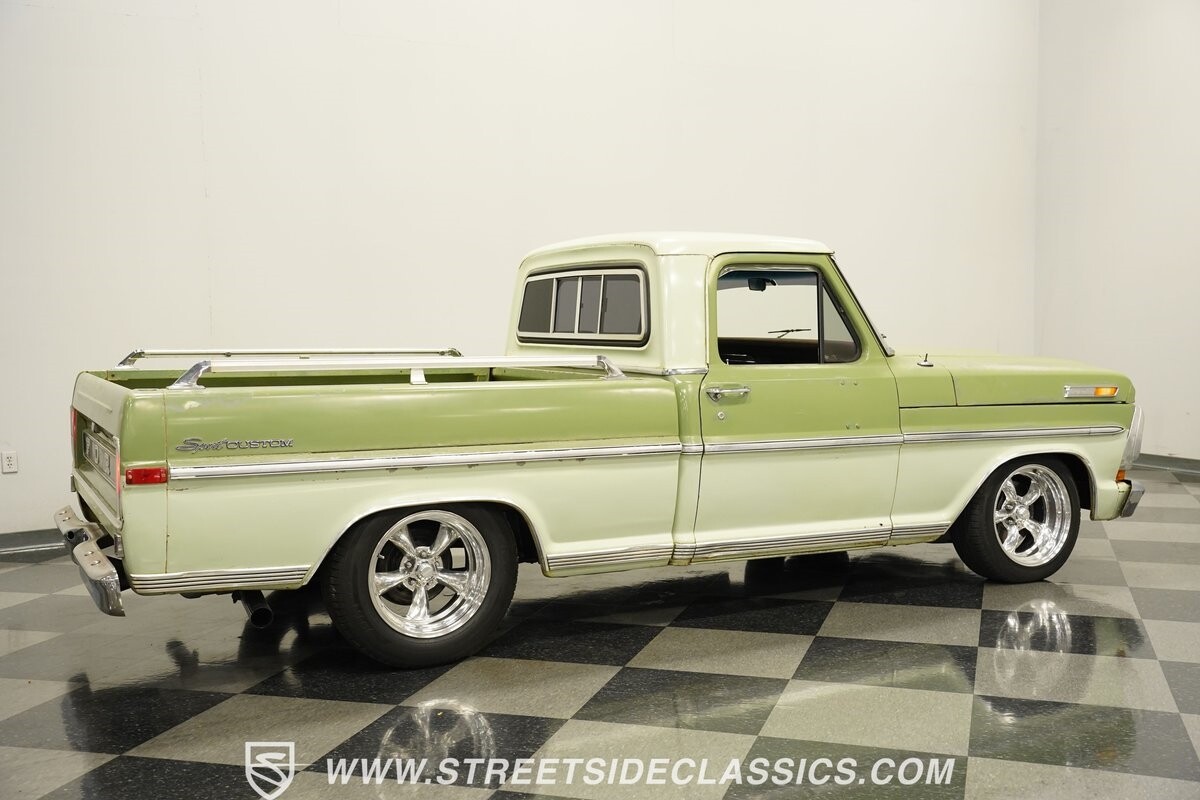 Ford-F-100-1971-Pickup-Truck-13