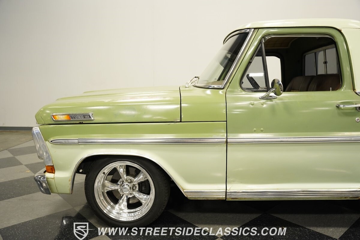 Ford-F-100-1971-Pickup-Truck-22