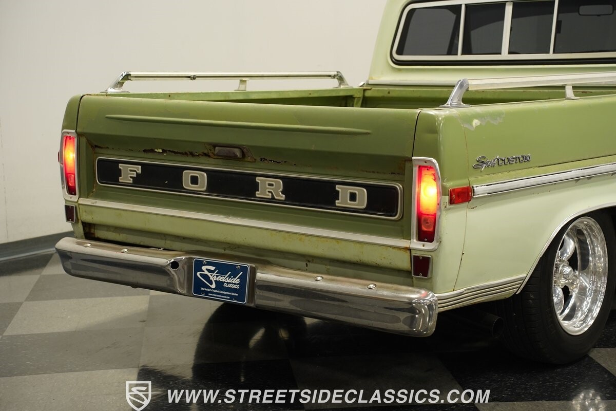 Ford-F-100-1971-Pickup-Truck-24