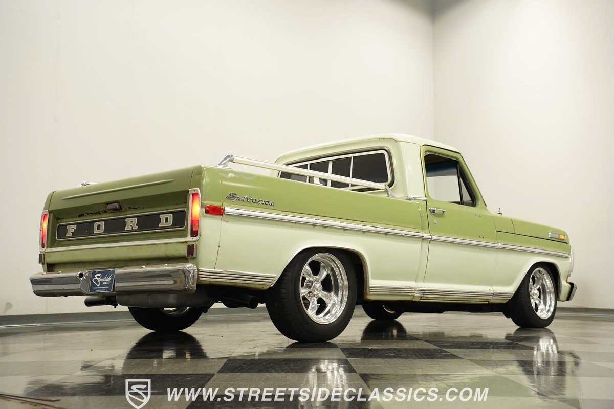 Ford-F-100-1971-Pickup-Truck-25