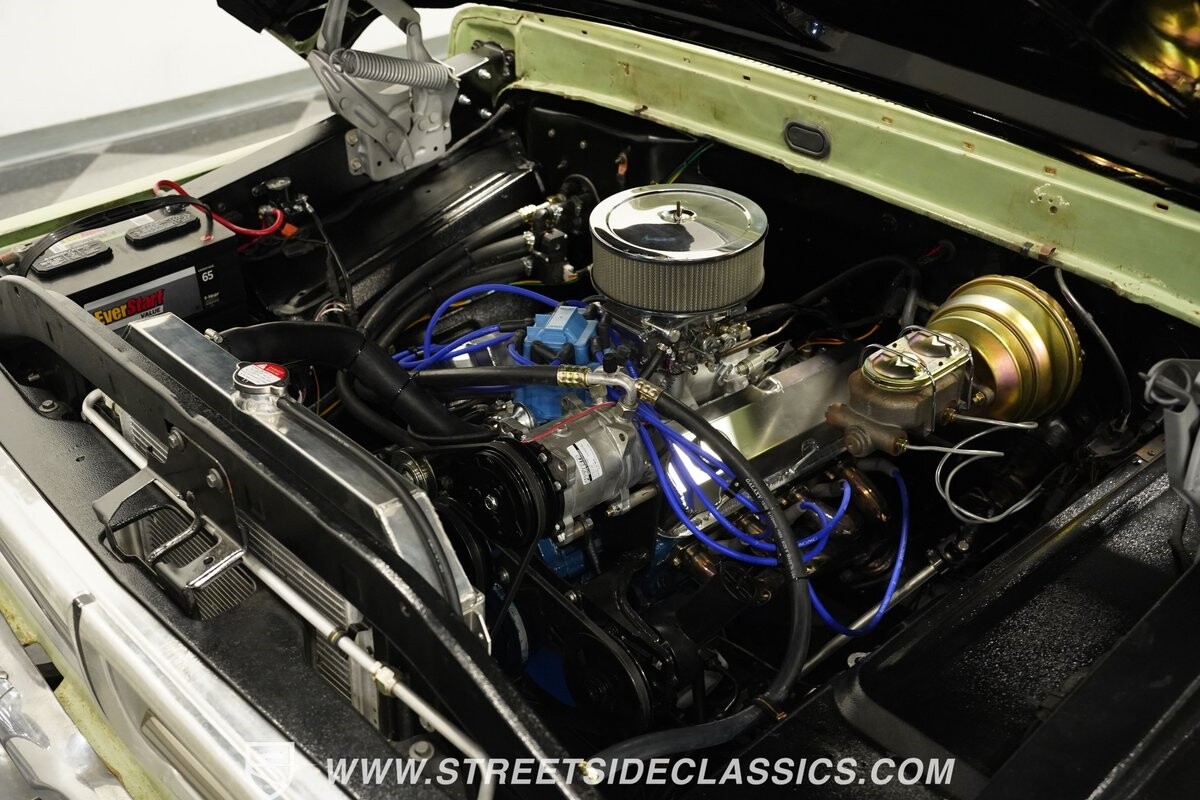 Ford-F-100-1971-Pickup-Truck-30