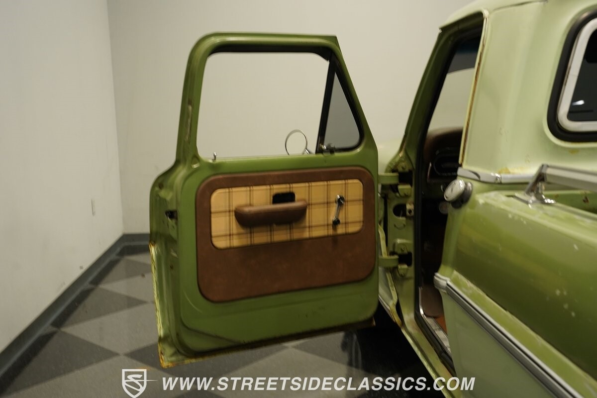 Ford-F-100-1971-Pickup-Truck-34