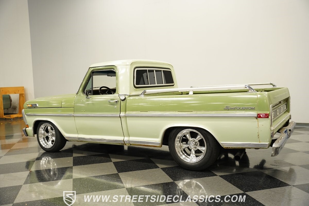 Ford-F-100-1971-Pickup-Truck-8