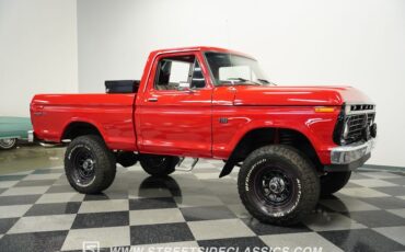 Ford-F-100-1975-Candy-Apple-Red-Red-1