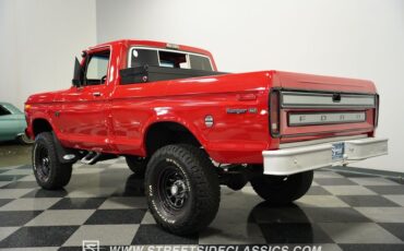 Ford-F-100-1975-Candy-Apple-Red-Red-12