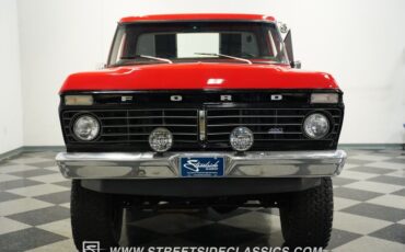Ford-F-100-1975-Candy-Apple-Red-Red-18