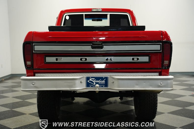 Ford-F-100-1975-Candy-Apple-Red-Red-27