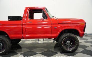 Ford-F-100-1975-Candy-Apple-Red-Red-3