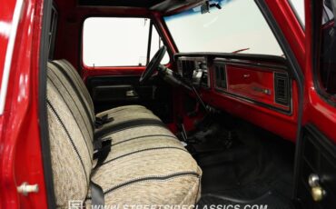 Ford-F-100-1975-Candy-Apple-Red-Red-46