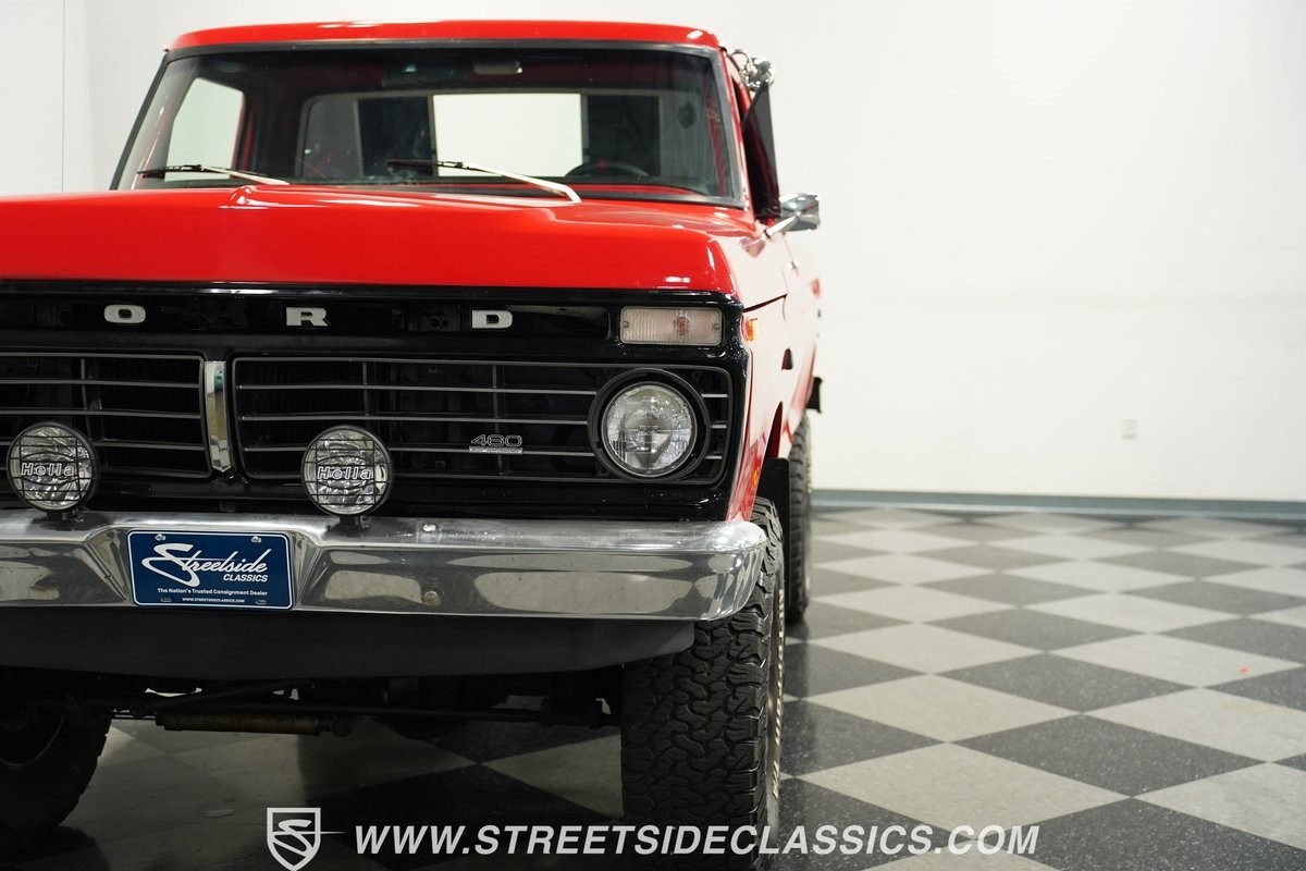 Ford-F-100-1975-Pickup-Truck-19