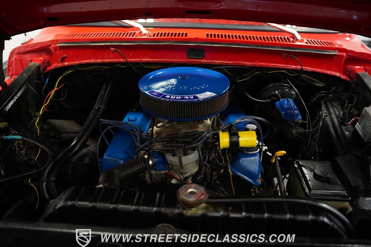 Ford-F-100-1975-Pickup-Truck-3