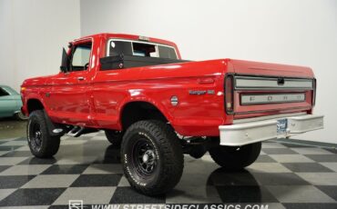 Ford-F-100-1975-Pickup-Truck-9