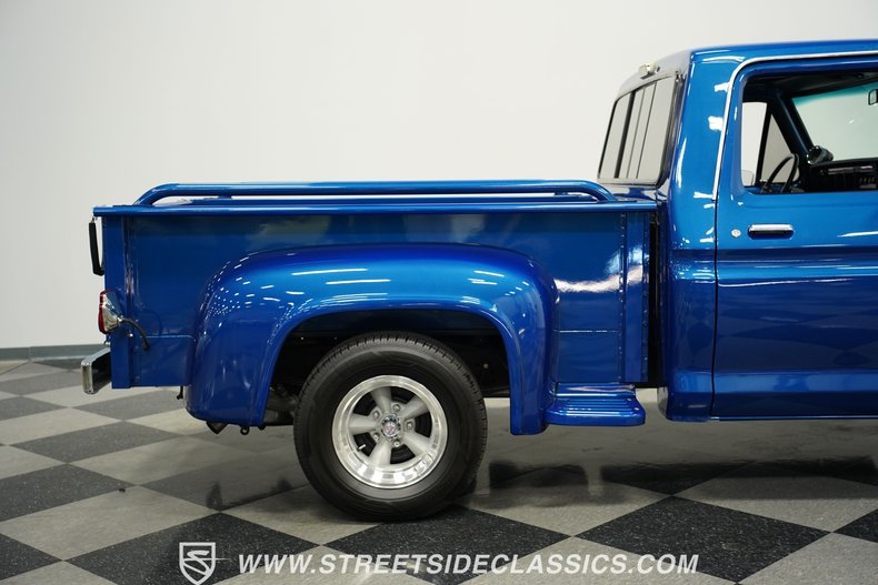 Ford-F-100-1977-Dark-Blue-Metallic-Blue-2