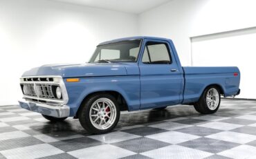 Ford-F-100-1977-Pickup-Truck-2