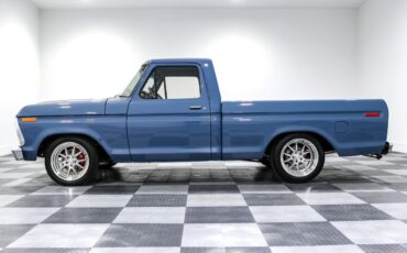 Ford-F-100-1977-Pickup-Truck-3