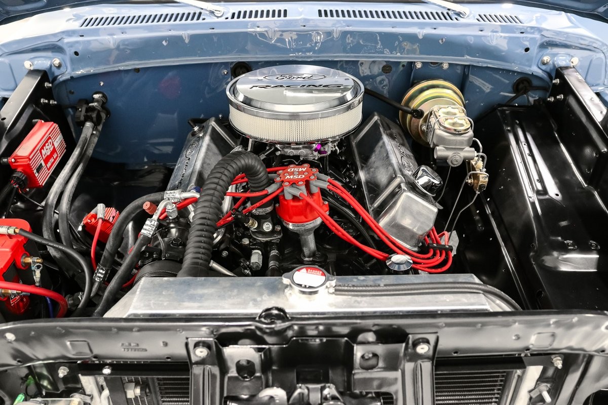 Ford-F-100-1977-Pickup-Truck-9