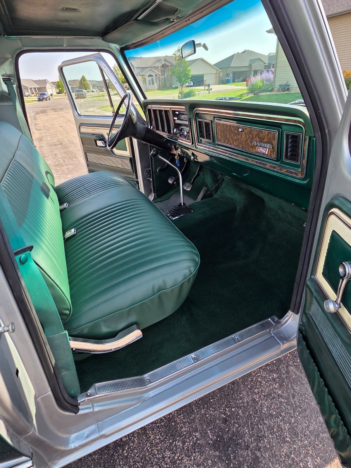 Ford-F-100-1979-11