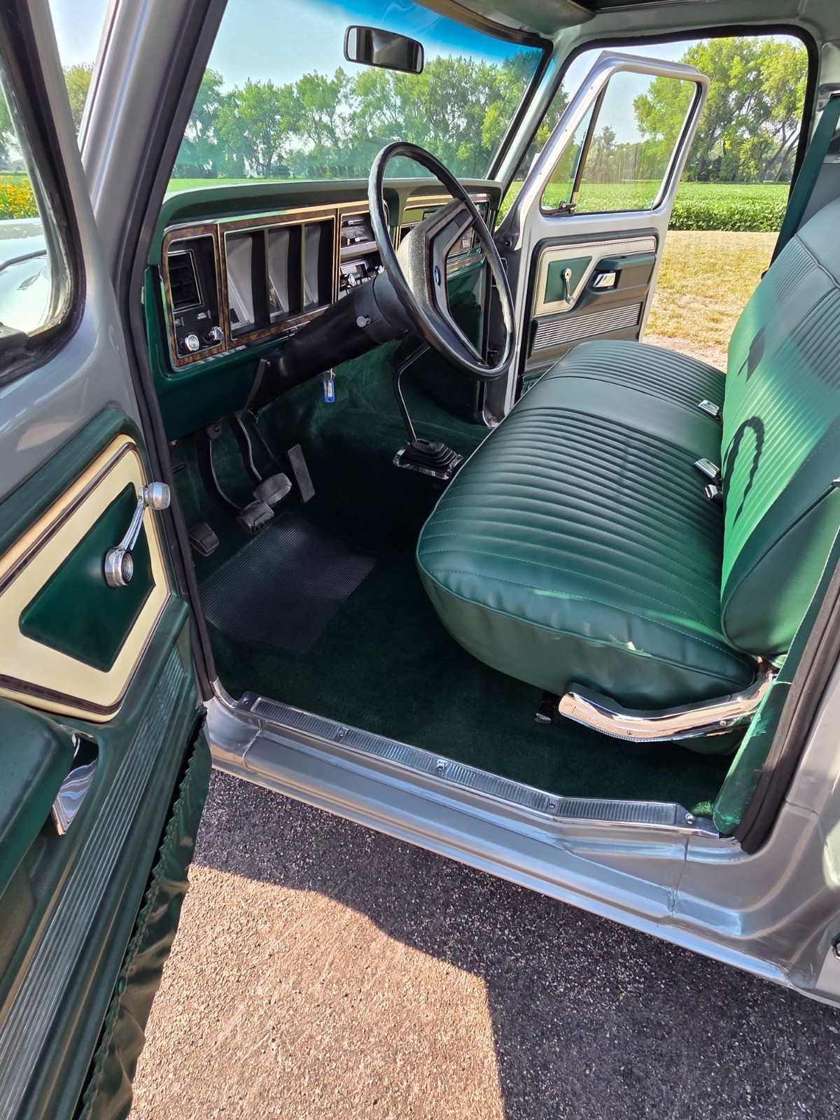 Ford-F-100-1979-12