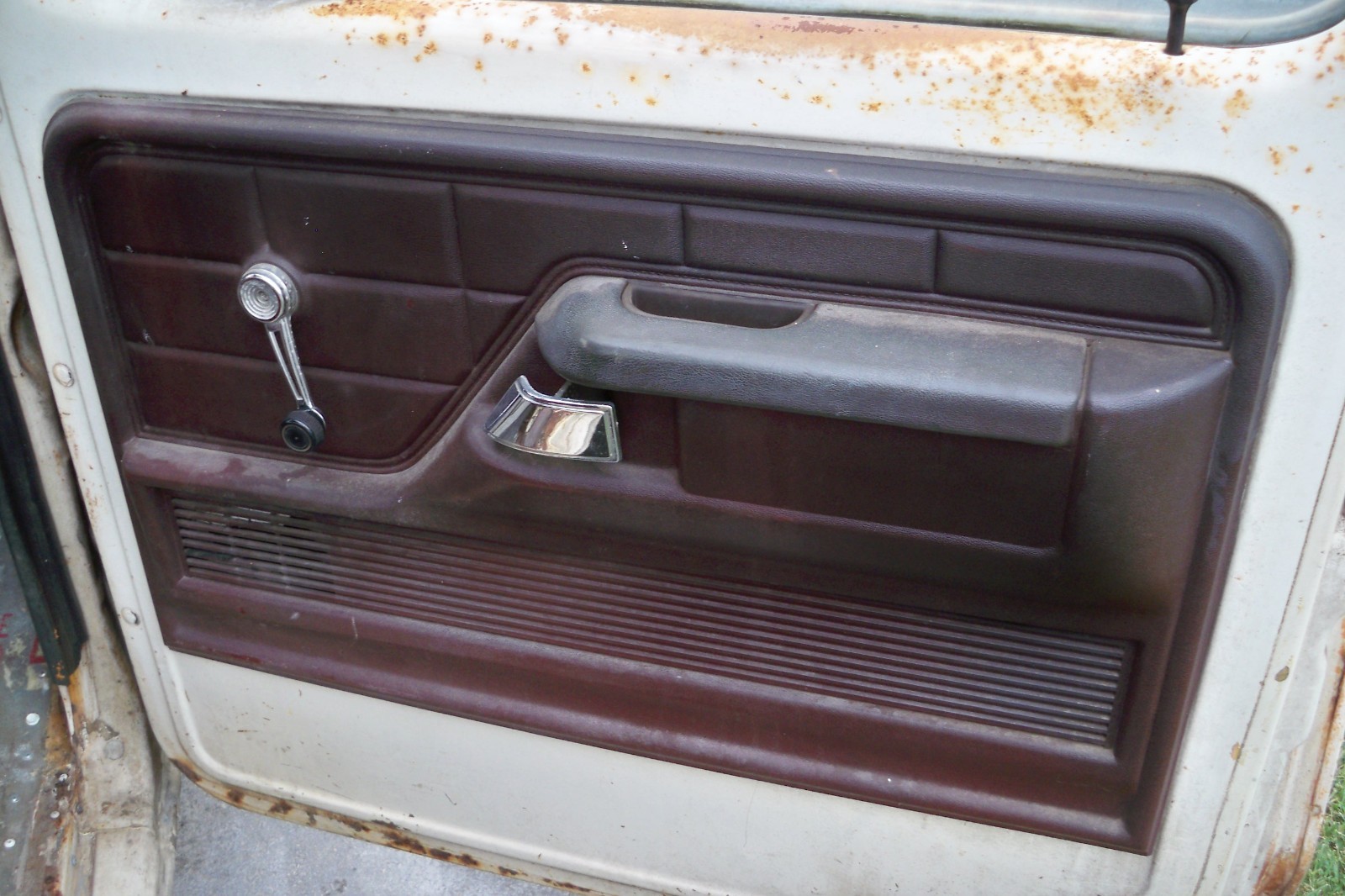 Ford-F-100-1979-Standard-Cab-Pickup-15