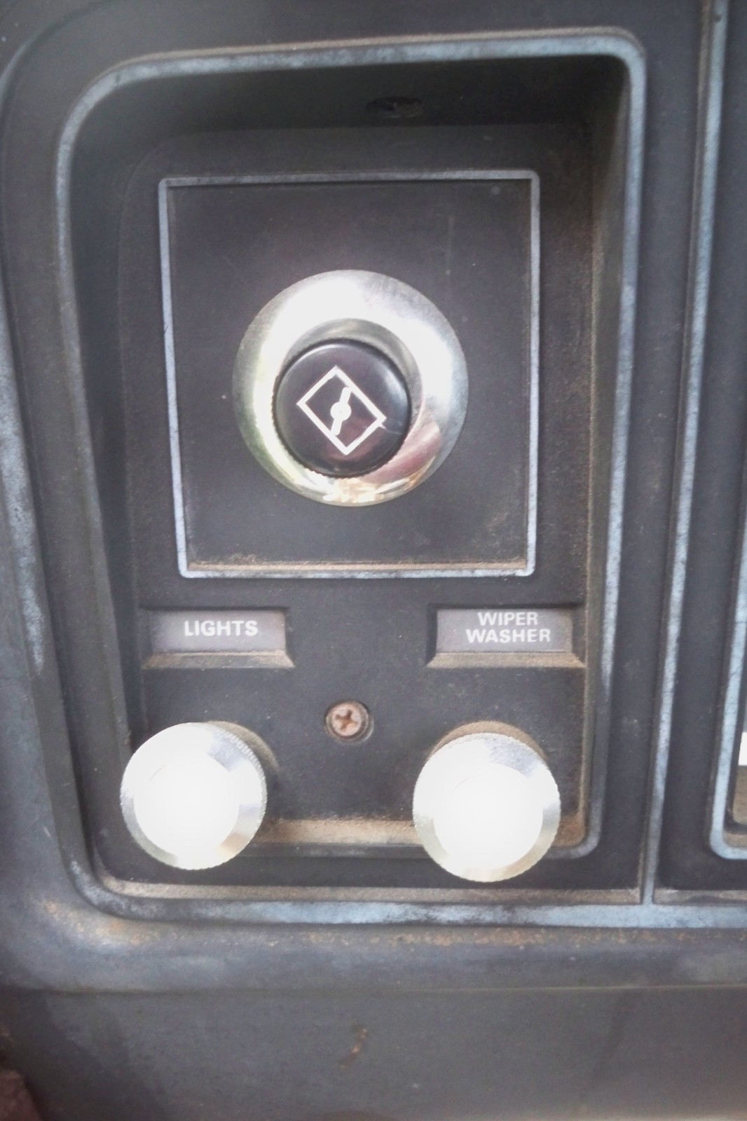 Ford-F-100-1979-Standard-Cab-Pickup-19