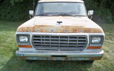Ford-F-100-1979-Standard-Cab-Pickup-2