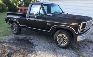 Ford-F-100-1983