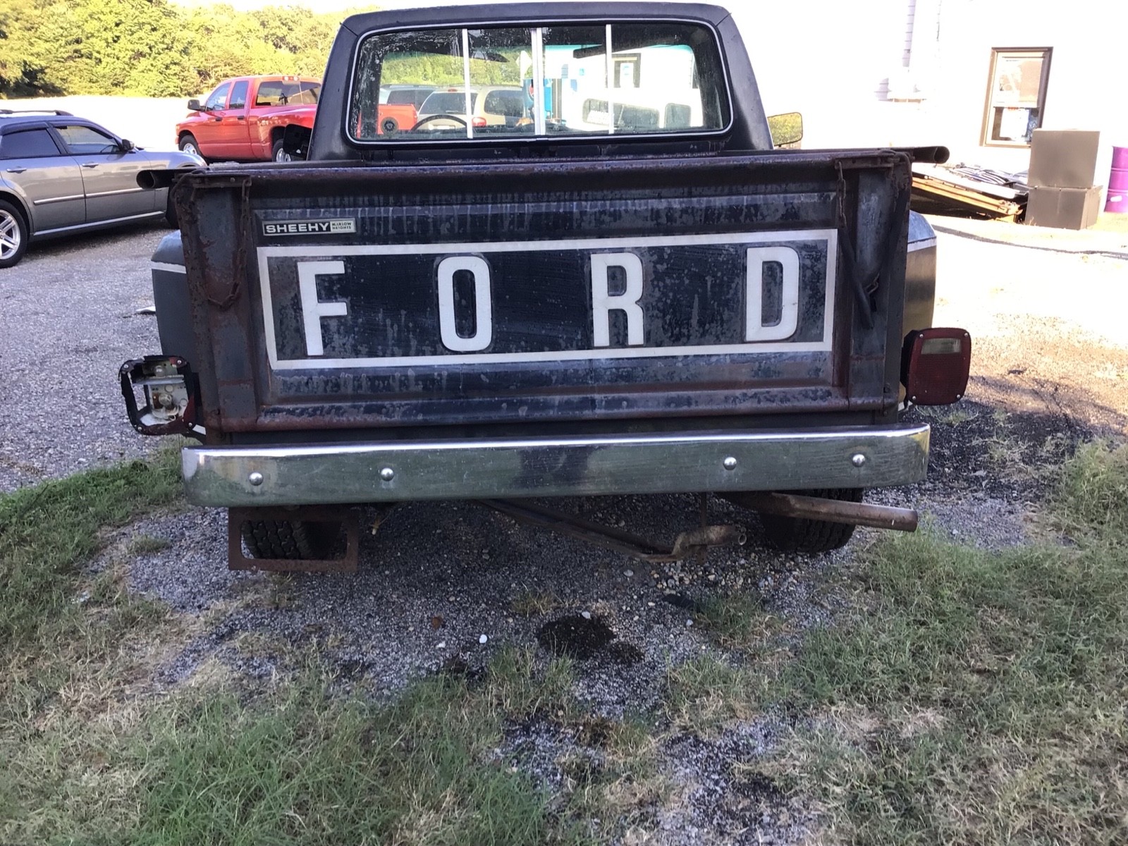Ford-F-100-1983-6