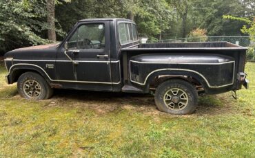 Ford-F-100-1983-7