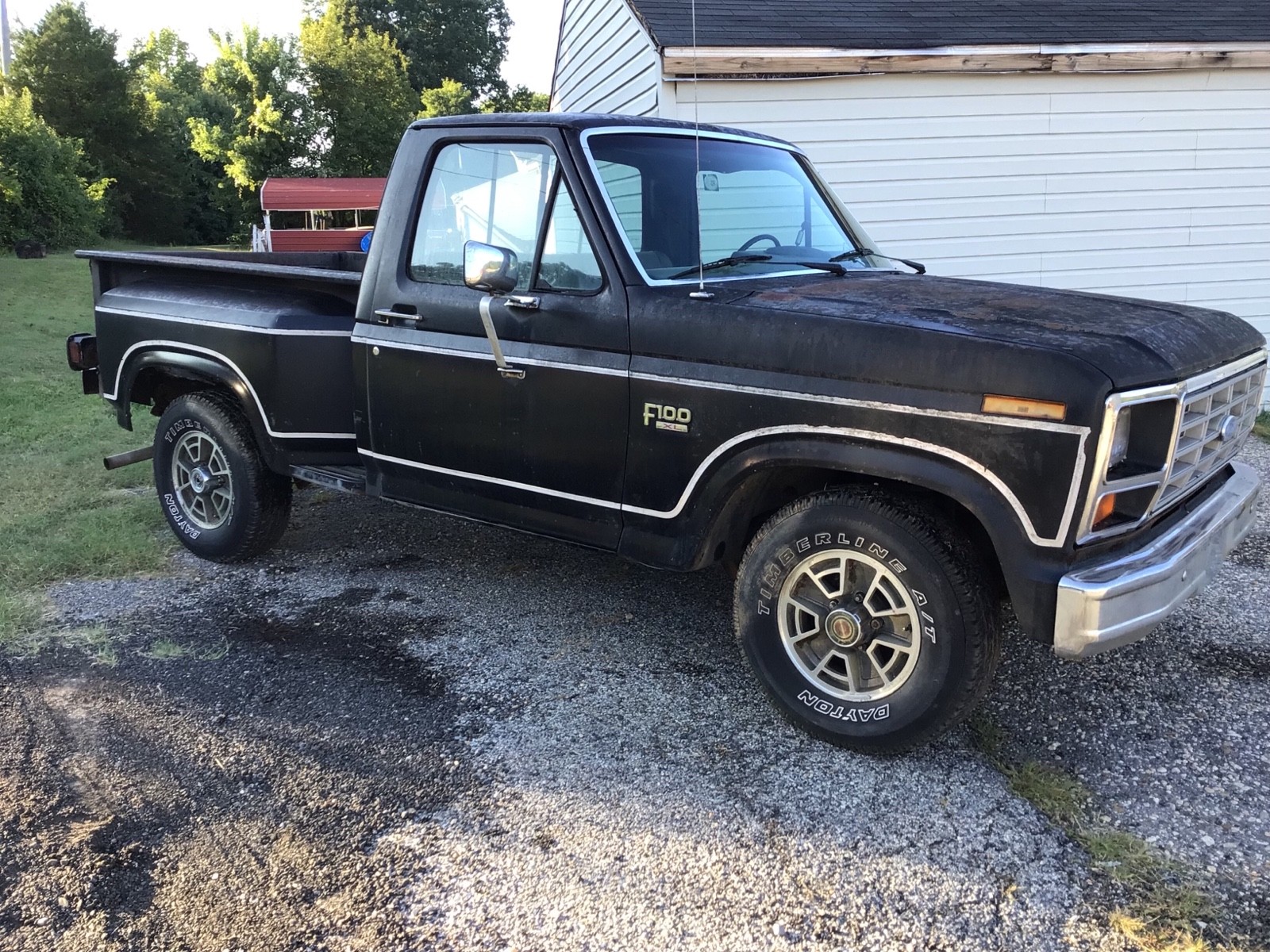 Ford-F-100-1983