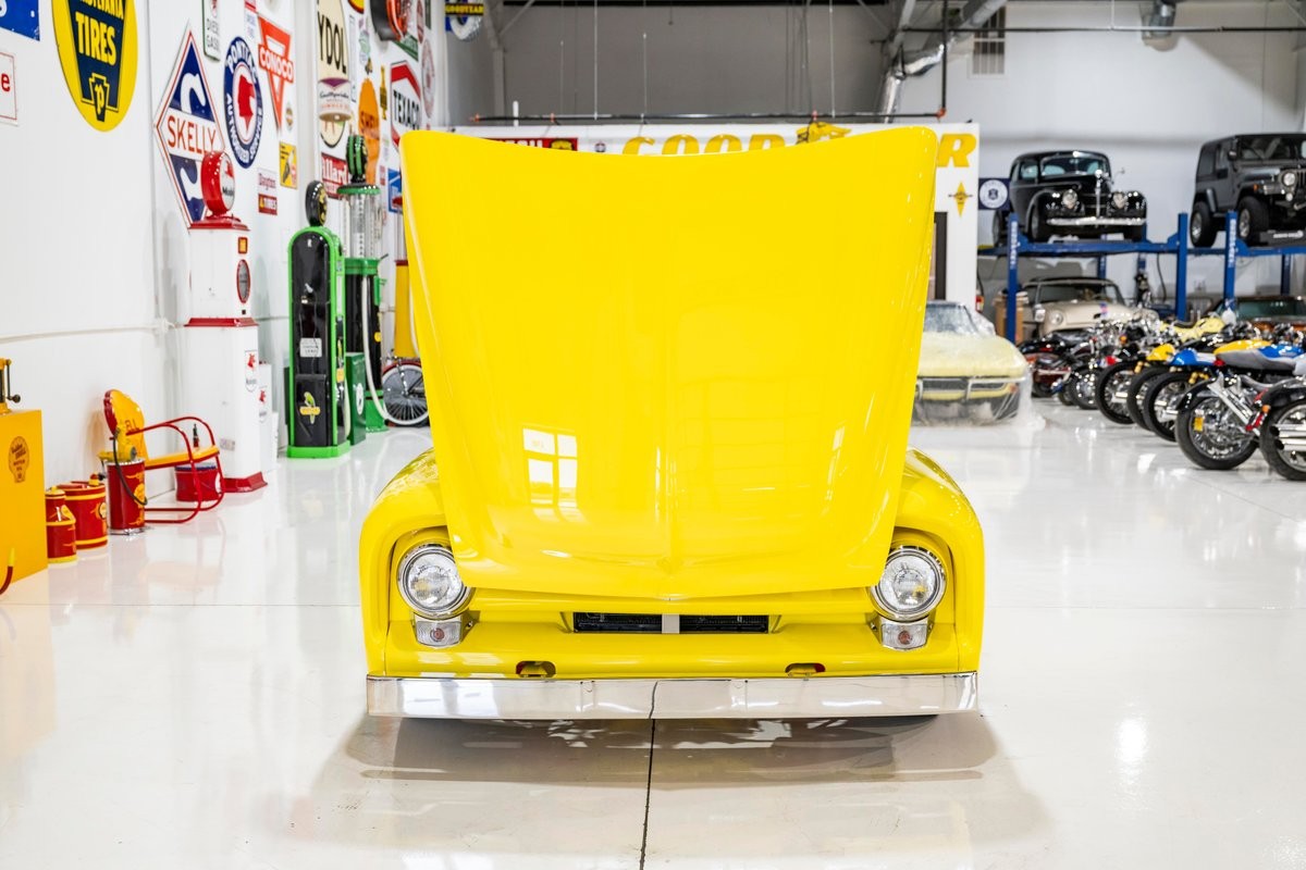Ford-F-100-Big-Window-1956-10
